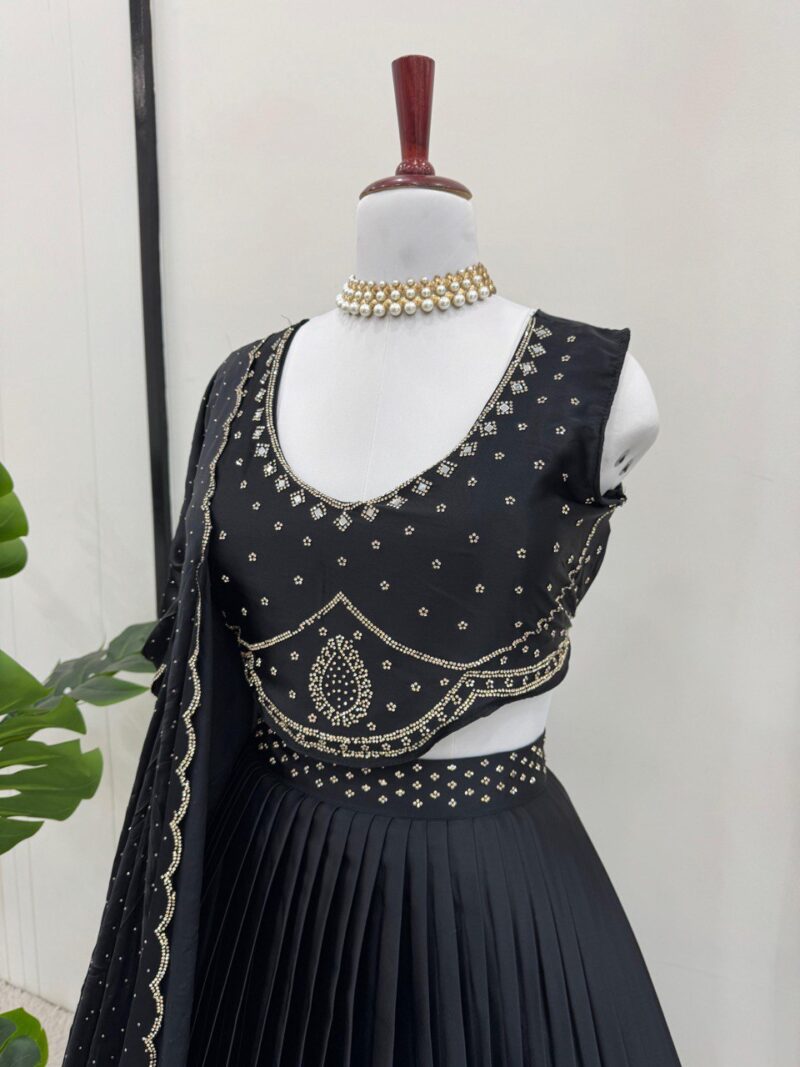 Lehengacholi