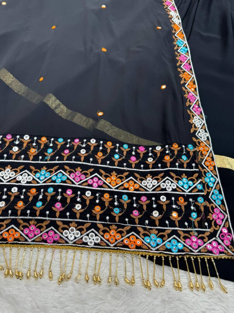 lehengacholi