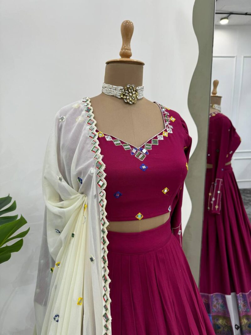 lehengacholi