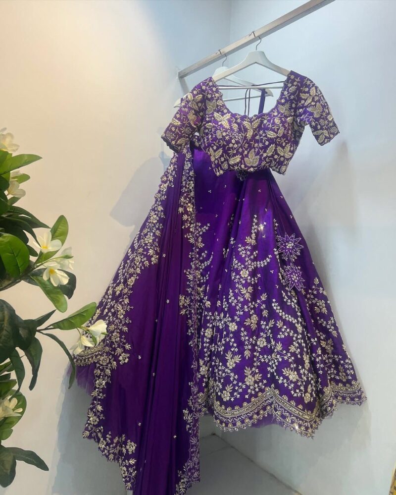lehengacholi