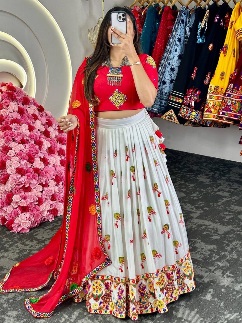 lehengacholi