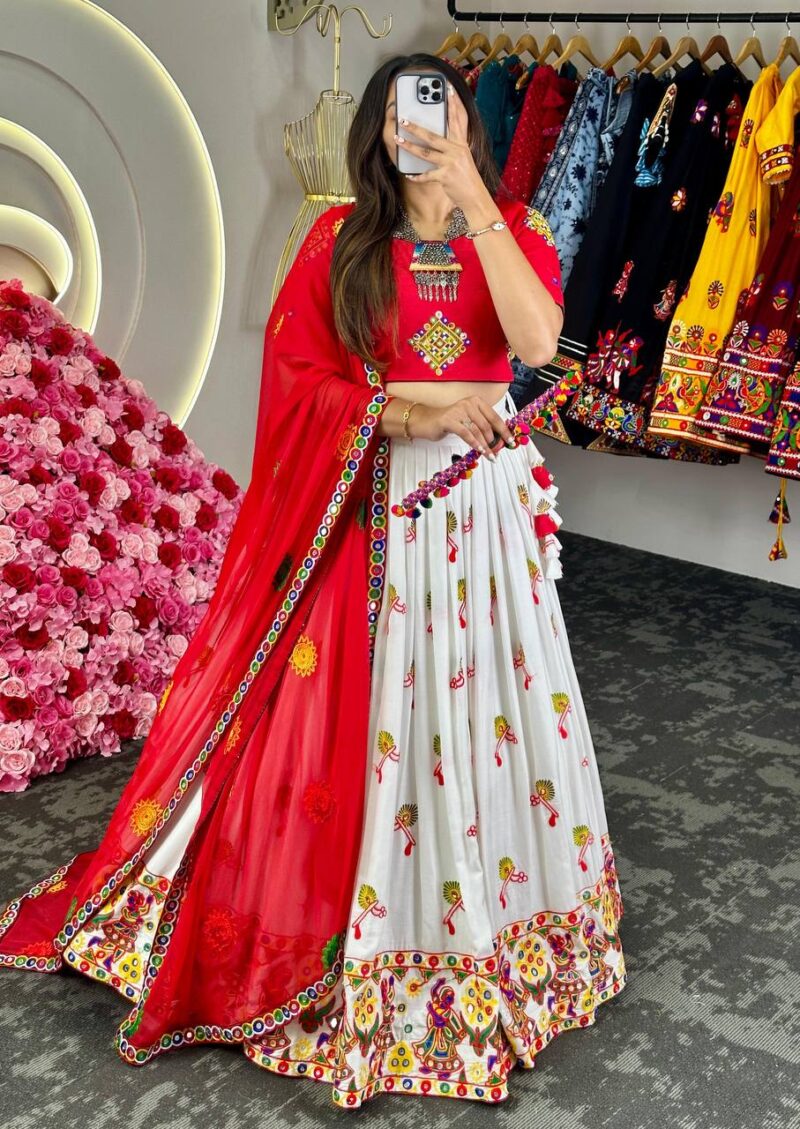 lehengacholi